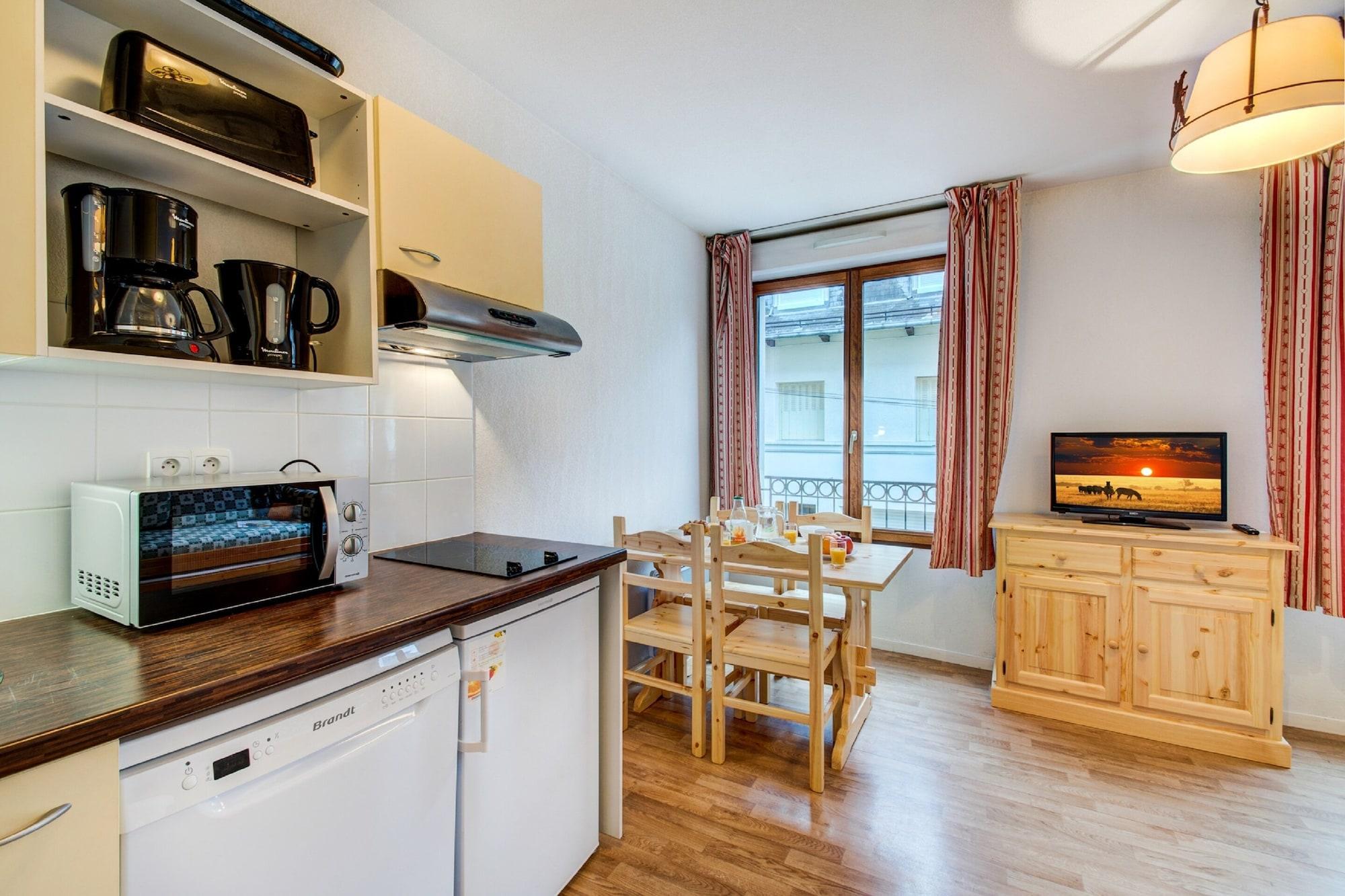 Vacanceole - Residence Illixon Bagnères-de-Luchon Екстериор снимка