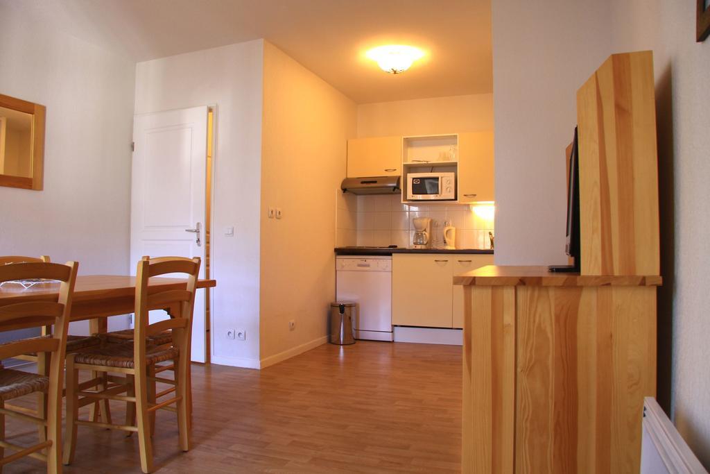 Vacanceole - Residence Illixon Bagnères-de-Luchon Екстериор снимка